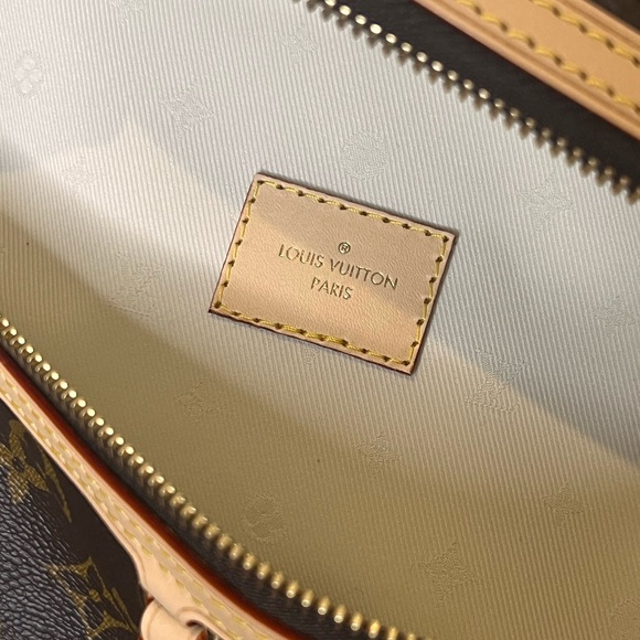 NWT Louis Vuitton High Rise Bumbag Brand New Monogram Crossbody HARD TO FIND - Picture 14 of 16